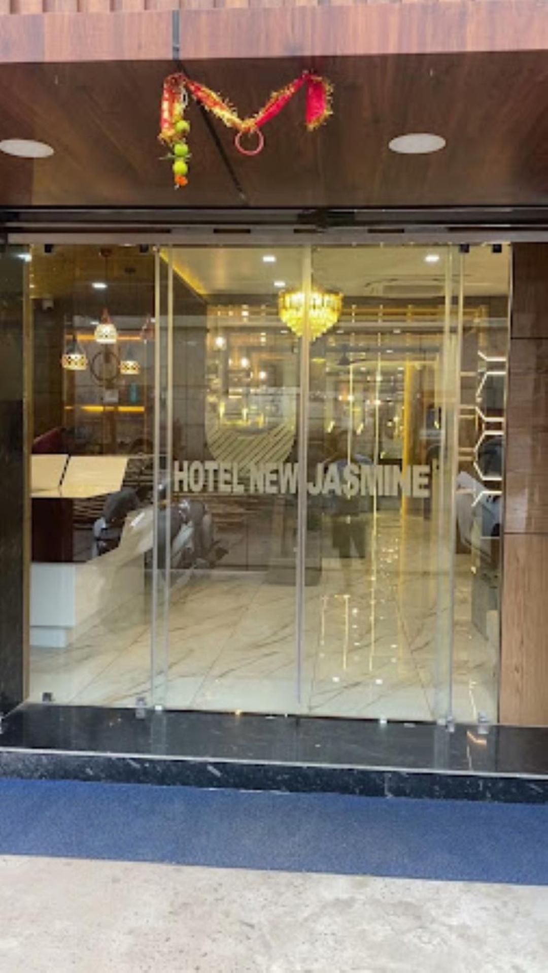 Hotel New Jasmine,Cuttack Buitenkant foto